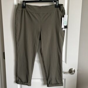 Tribal women's olive super stretchy pull on cuffed cropped trouser pants